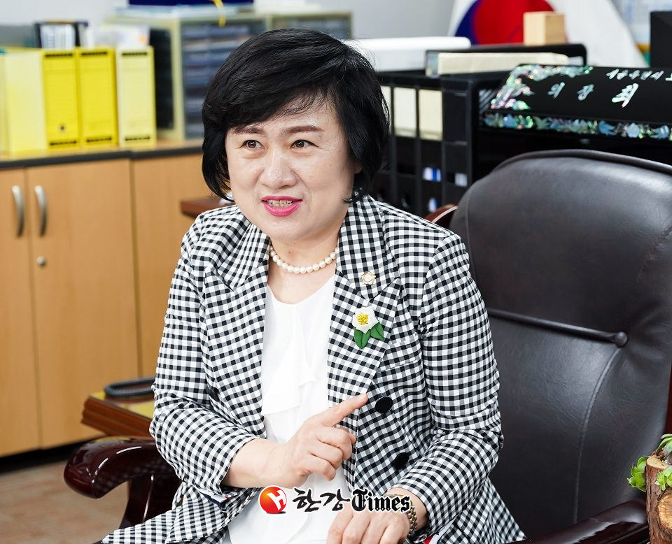 최윤남 노원구의회 의장