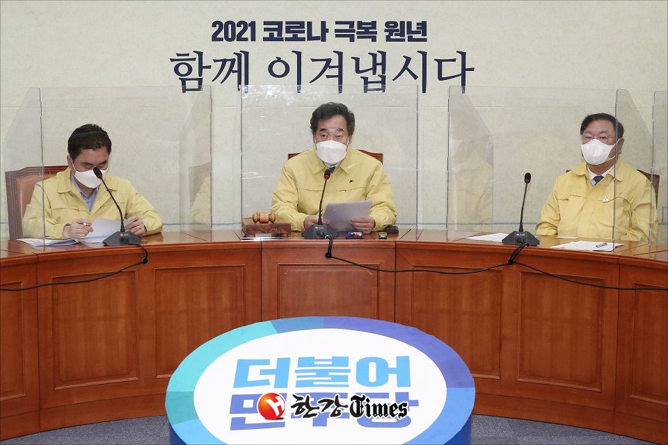 이낙연 더불어민주당 대표가 22일 서울 여의도 국회에서 열린 더불어민주당 최고위원회의에 참석해 모두발언하고 있다 (사진=뉴시스)