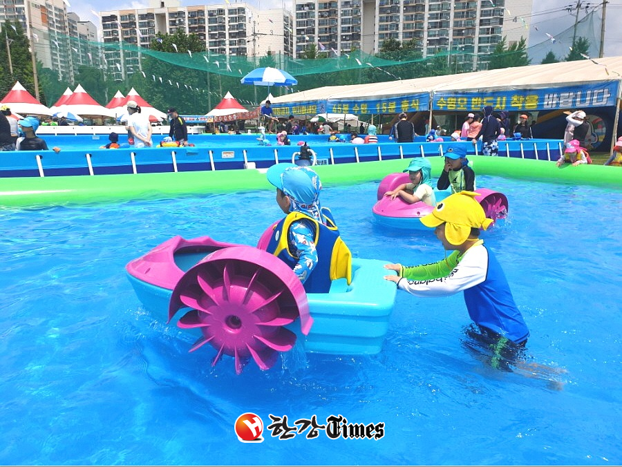 지난 2019년도 도봉구 야외 물놀이장 개장 모습
