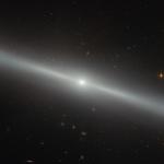 허블로 본 은하 옆모습 '처녀자리 은하단, VCC 2095'