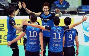 [프로배구] 현대캐피탈, KB손해보험 꺾고 2위 수성