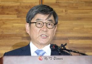 [일문일답]안경환 "국민들 모든 부분 총체적 평가 해주면 (장관직) 수행"