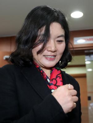 류여해 "막발 홍준표,  여자는 조용히 앉아 있어야 하고 밤에만 쓰는 것이 용도라 했었다"