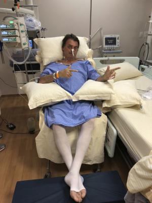 브라질 대선 유력주자 보우소나루, 피습 뒤 병원서 SNS 유세