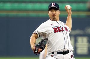 [KBO] 두산, 장단 18안타 KT 11-8로 제압..유희관 수원서 ‘첫 승’