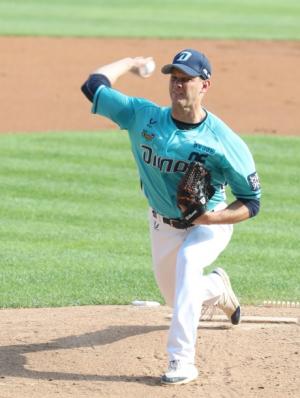 [KBO] ‘선두’ NC, 두산에 위닝 시리즈..‘루친스키 7이닝 무실점’