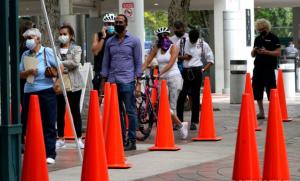 美 CDC "코로나19 연내 33만명 사망 예측" 연일 최대치