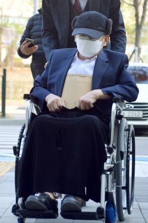 이만희, 방역 방해 혐의 무죄...자금 횡령 및 업무방해 혐의 유죄