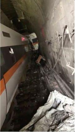 [속보]대만 열차 탈선 사고...최소 36명 사망