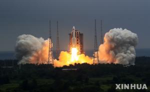 중국, 독자 우주정거장 본격화...핵심 모듈 '톈허' 발사 성공