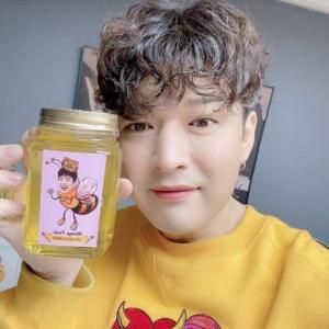 신동, 코로나19 확진 판정 "자가격리 중...멤버들과 접촉 無"